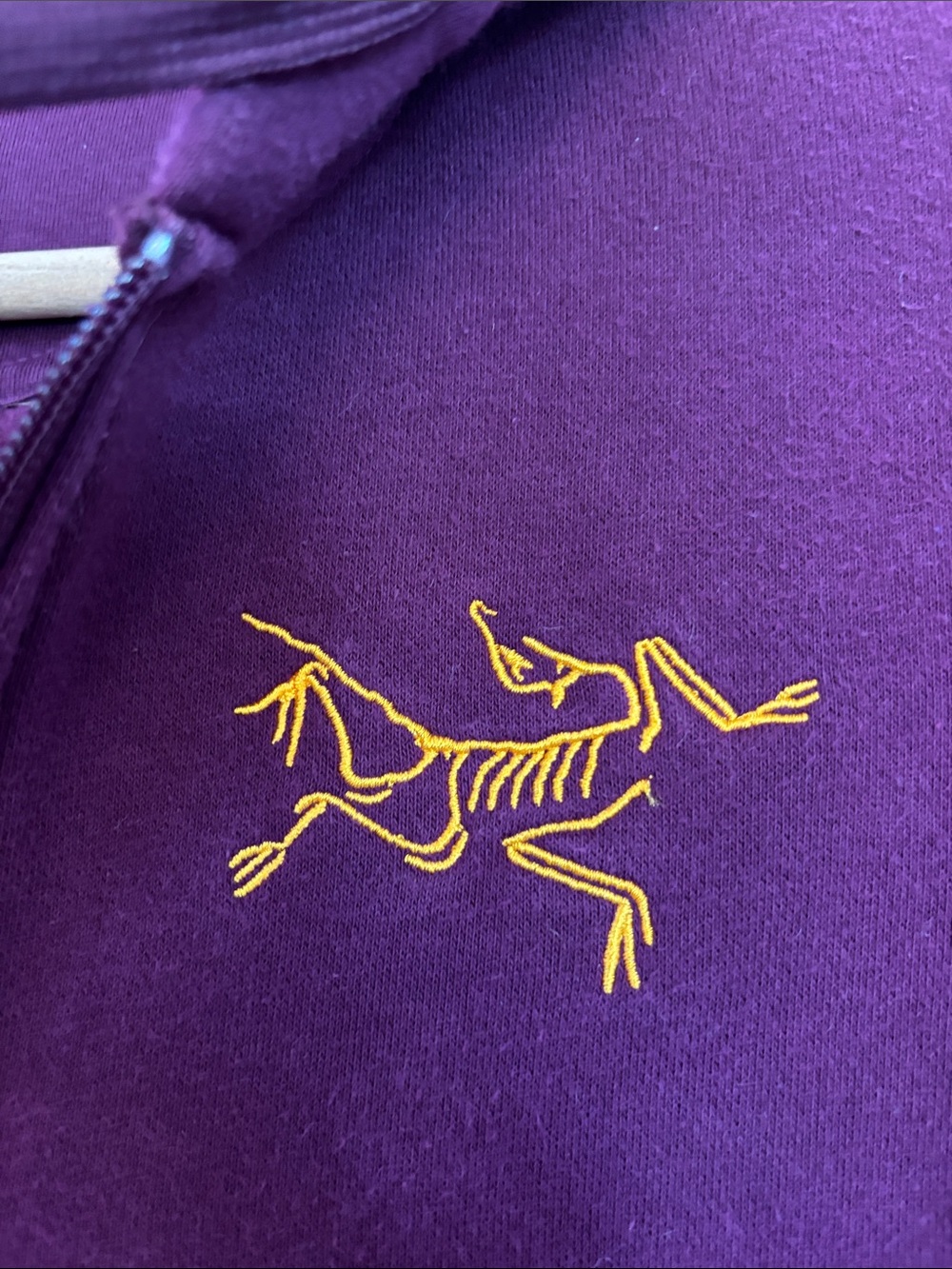 Arc'teryx Purple Full-Zip Hoodie with Maple Leaf Logo S/M - Picture 3 of 9